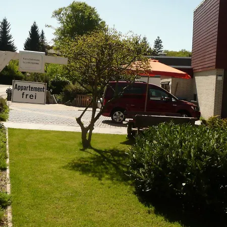 Frei Zur Sonne Mit Dachterrasse Malente