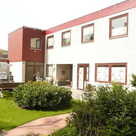 Apartment Frei Zur Sonne Mit Dachterrasse Malente